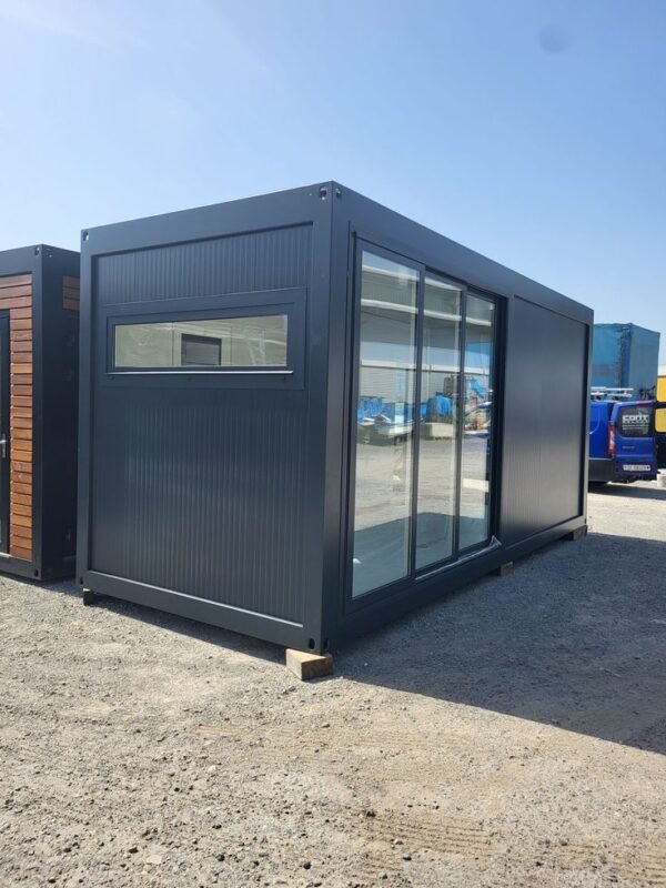 Container ab Lager – Tiny House & Garage 20ft/40ft container shop - Custom-built Retail Space