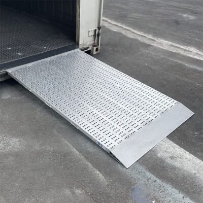 RAMPE D’ACCÈS CONTENEUR FRIGORIFIQUE – 1200 MM Container Ramps – Heavy-Duty Access Solutions for Containers